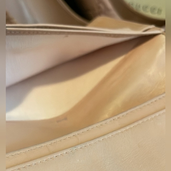 Authentic Chanel Lambskin Leather Wallet,Box, Chain, and Authenticate card - Picture 10 of 14